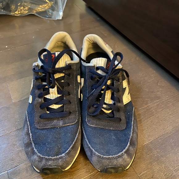 Fashion Jeans New Balance sneakers 👟 👖 - Picture 3 of 4